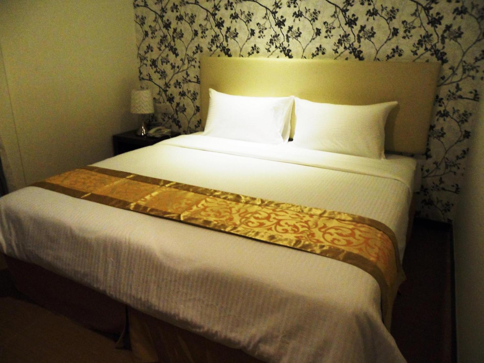 Eight Days Boutique Hotel - Mount Austin Johor Bahru Zewnętrze zdjęcie