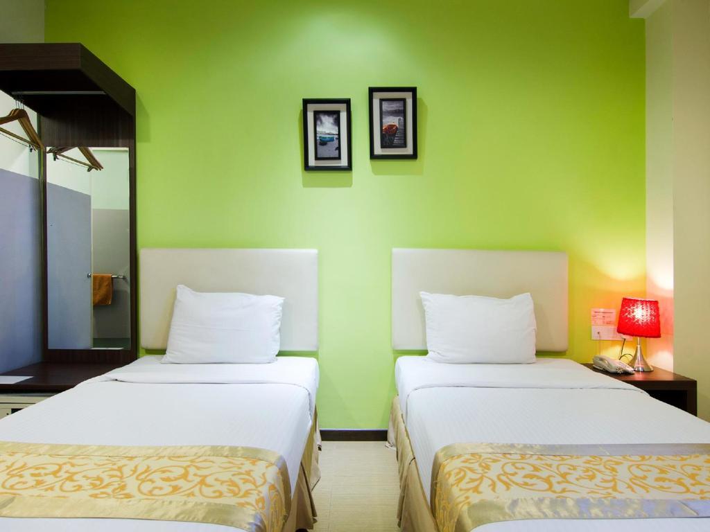 Eight Days Boutique Hotel - Mount Austin Johor Bahru Zewnętrze zdjęcie