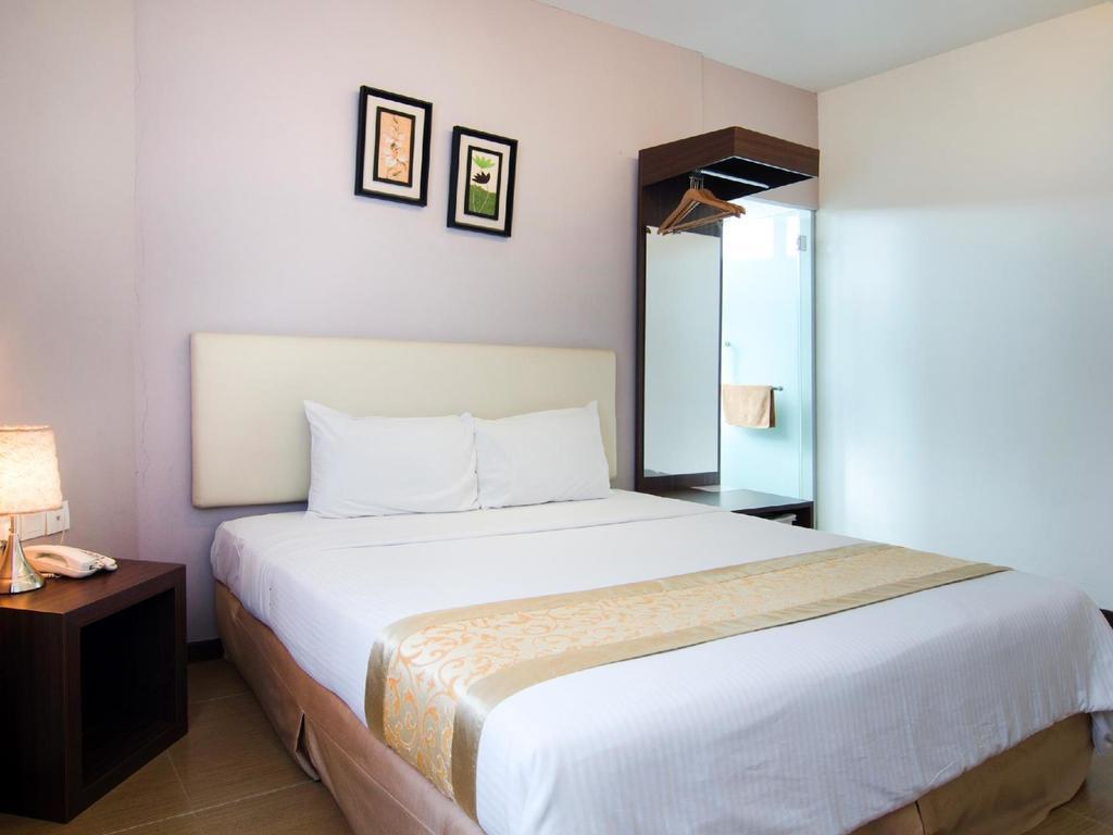 Eight Days Boutique Hotel - Mount Austin Johor Bahru Zewnętrze zdjęcie