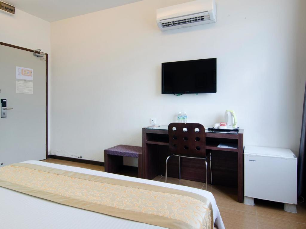 Eight Days Boutique Hotel - Mount Austin Johor Bahru Zewnętrze zdjęcie